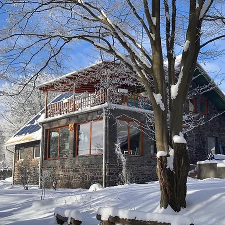 Darazshegyi Panzio Es Fahazak - Panzio Epuelet Bed & Breakfast 3*