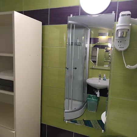 Darázshegyi Panzió Gluténmentes Félpanzióval Is 3*
