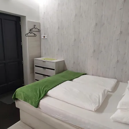 Panzió Darázshegyi Panzió Gluténmentes Félpanzióval Is 3*